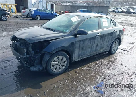 2018 Kia Rio S z USA, uszkodzony, nr VIN 3KPA24AB1JE050176